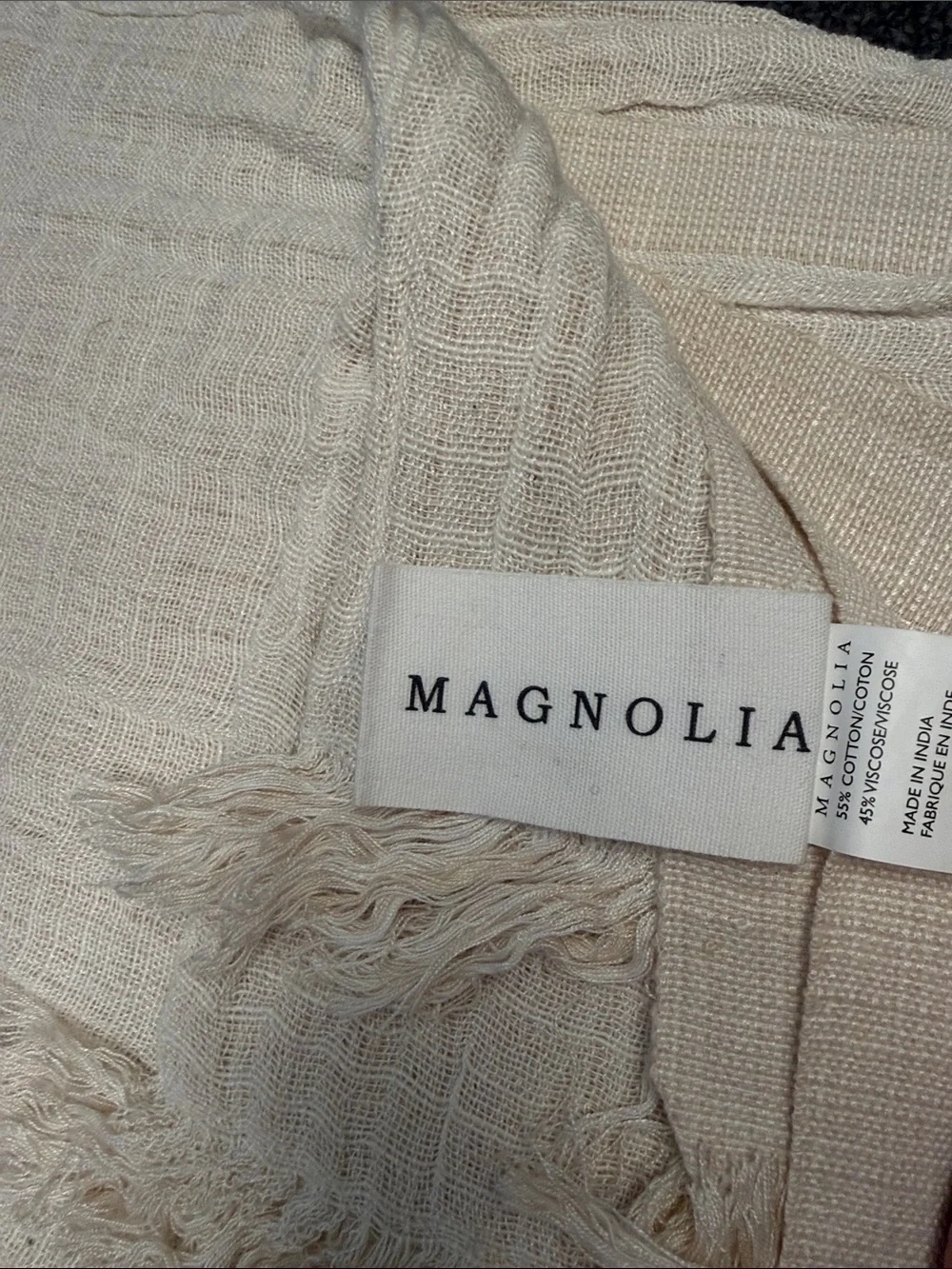 MAGNOLIA Throw Blanket in Cream/Off White